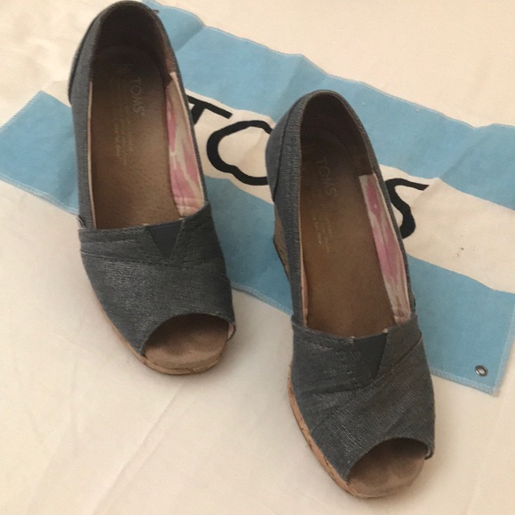 Toms Shoes - Toms Wedges